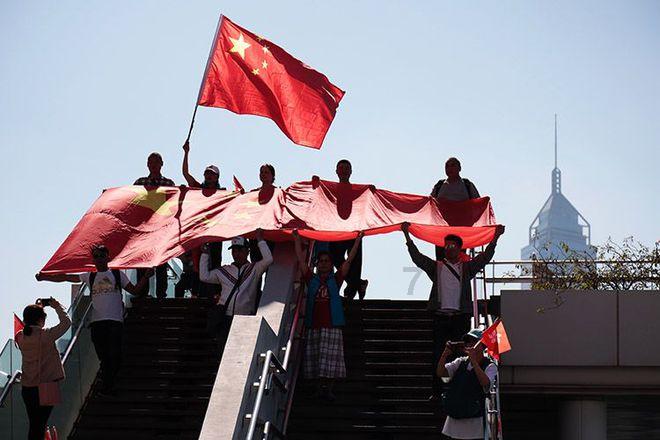 赵今麦张凌赫新剧路透 隔面纱亲吻甜度爆表